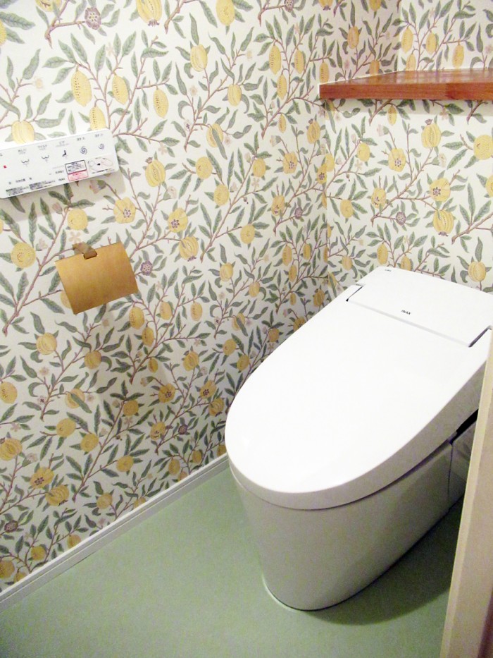 ウィリアムモリスのクロスでアートスペースのように 目黒区S様邸 ウィリアムモリスのクロスでアートスペースのように 目黒区S様邸